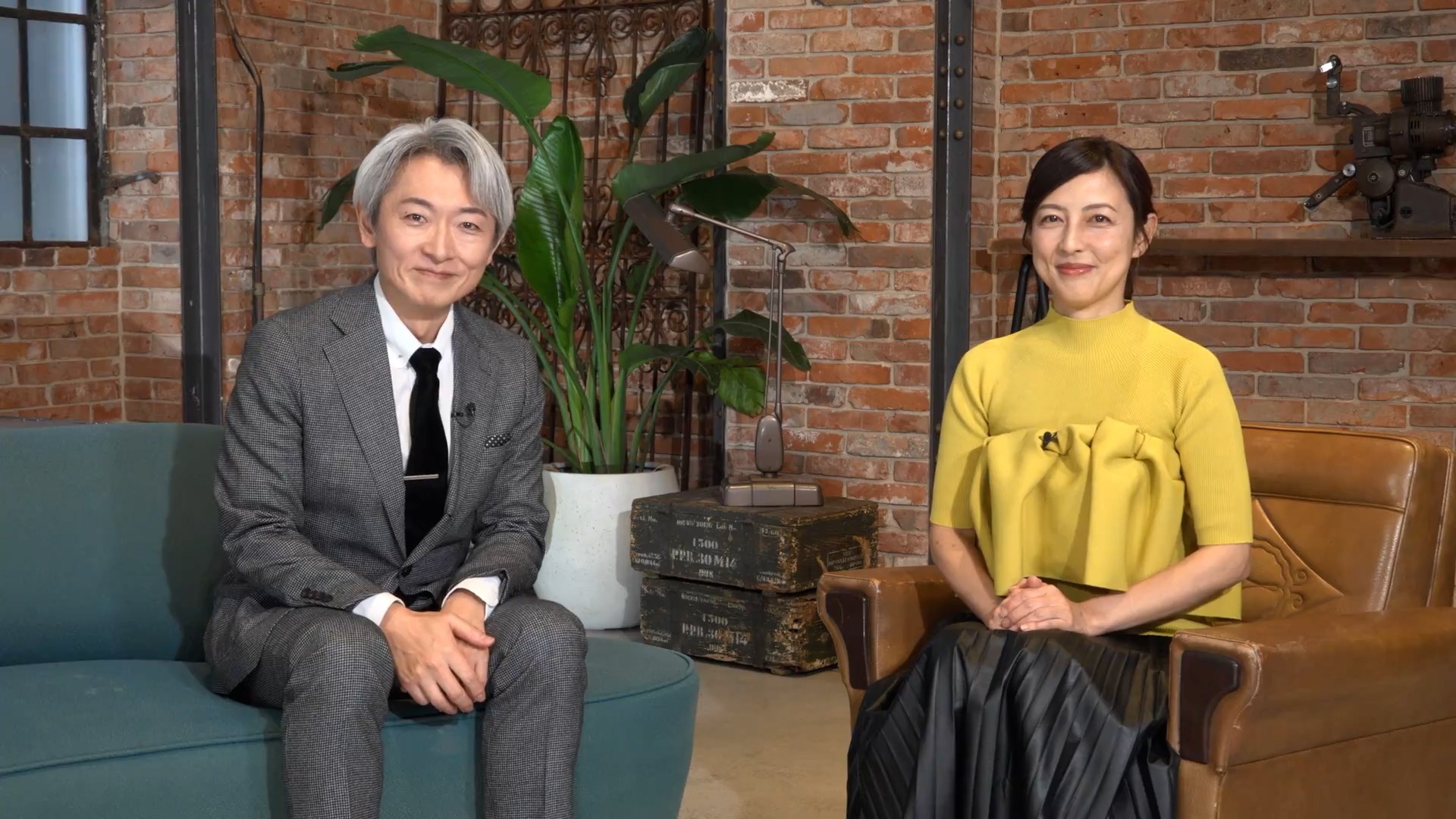 MCの登坂 淳一、竹内香苗